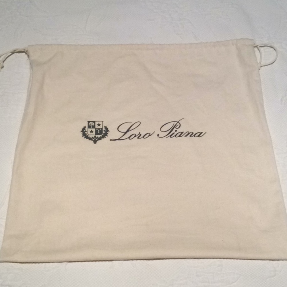Loro Piana dust bag for handbag. 🇮🇹